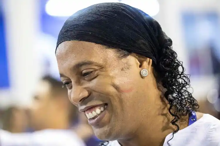 同时通过年 同时通过年