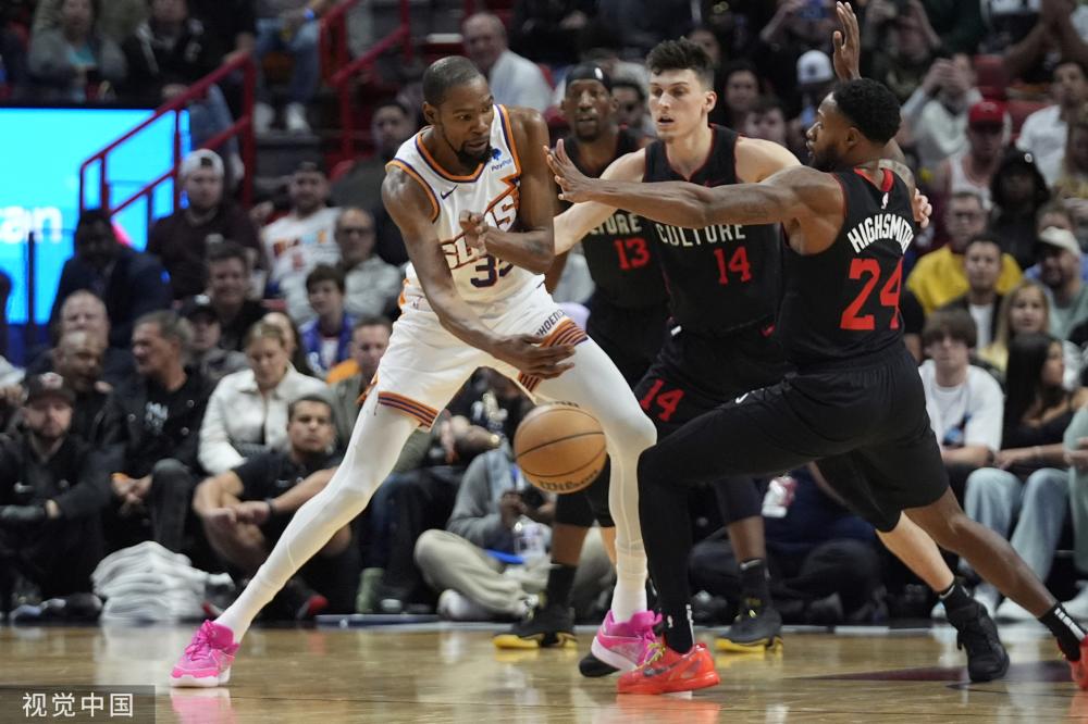 前锋再度展 前锋再度展