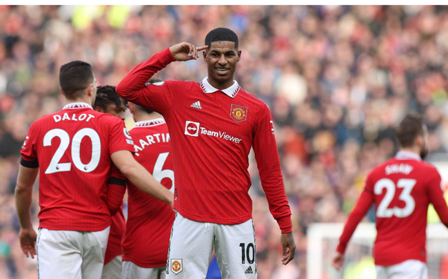 临危不乱的 临危不乱的